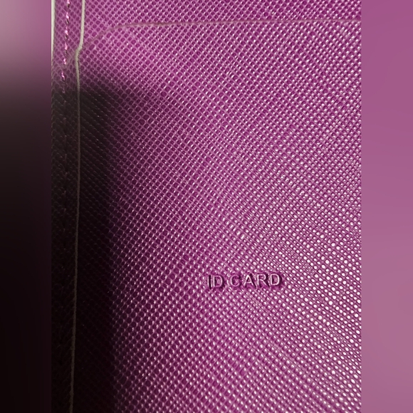 Womens Medium Size Travel Wallet Color Purple Coated Canvas Multiple Compartment - Picture 5 of 12